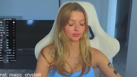 Snapshot of vopooo chatting on 07-20-26, 10:39 Aliceinst magic crystalll online show from 07-20-26, 10:39