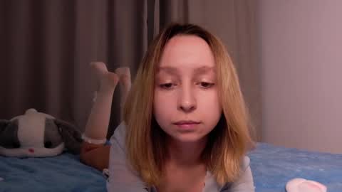 Snapshot of voyera chatting on 12-18-25, 06:03 Rachel update online show from 12-18-25, 06:03