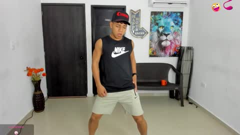 voyeurism_guys online show from 11-21-25, 10:52