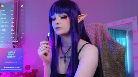 Snapshot of vronnier chatting on 07-17-26, 03:39 vronnier online show from 07-17-26, 03:39
