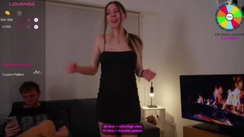 Eva and Franklin online show from 12-27-24, 06:53