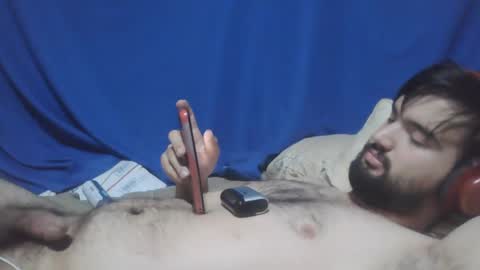 Snapshot of vygrax chatting on 12-02-24, 12:07 Vygrax online show from 12-02-24, 12:07