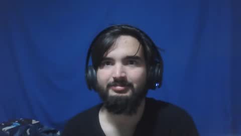 Snapshot of vygrax chatting on 01-14-25, 02:19 Vygrax online show from 01-14-25, 02:19