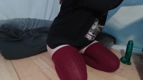 Rose online show from 10-27-25, 07:34