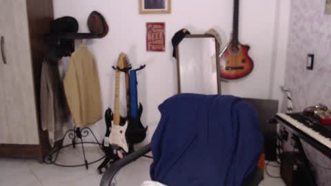 Snapshot of wake_and_bakee chatting on 04-26-26, 08:39 John online show from 04-26-26, 08:39