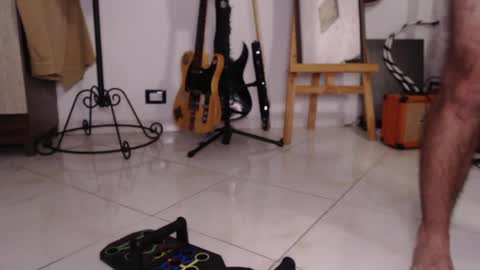Snapshot of wake_and_bakee chatting on 05-21-26, 11:12 John online show from 05-21-26, 11:12