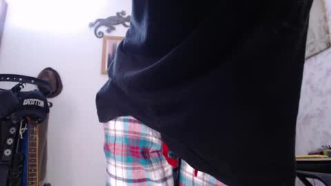 Snapshot of wake_and_bakee chatting on 06-02-26, 08:33 John online show from 06-02-26, 08:33