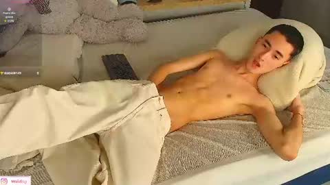 Snapshot of wal_jones chatting on 07-15-26, 10:59 wal jones online show from 07-15-26, 10:59