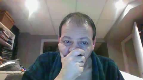 Snapshot of walker033 chatting on 02-03-25, 04:25 walker033 online show from 02-03-25, 04:25