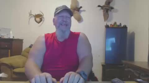 Snapshot of walkingbird chatting on 10-11-25, 02:33 walkingbird online show from 10-11-25, 02:33