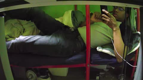 Snapshot of walltazv chatting on 03-17-26, 08:01 Kentaro online show from 03-17-26, 08:01