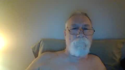 walrus22 online show from 04-28-26, 06:07