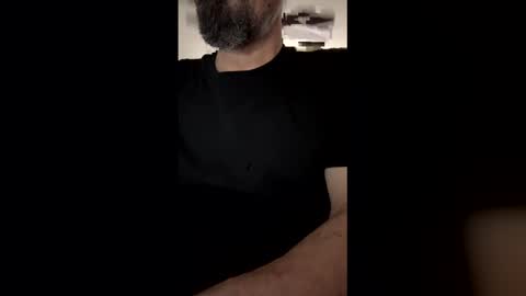 Snapshot of waltbkk chatting on 02-20-26, 05:57 Walter online show from 02-20-26, 05:57
