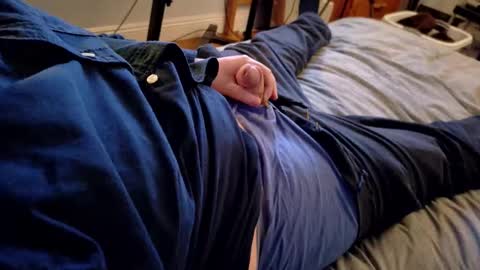 Snapshot of waltsobchak chatting on 01-18-26, 05:11 I love the ol in-n-out online show from 01-18-26, 05:11