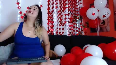 Snapshot of wandalivee chatting on 02-15-26, 04:09 Wanda online show from 02-15-26, 04:09