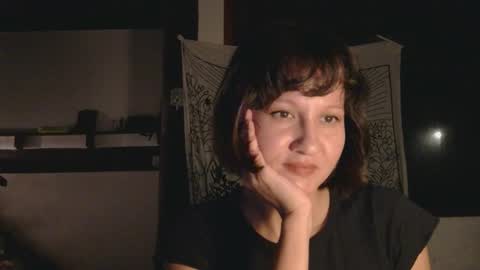 Snapshot of wanderwhitch chatting on 02-08-26, 11:19 Miya online show from 02-08-26, 11:19