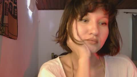 Snapshot of wanderwhitch chatting on 02-26-26, 03:33 Miya online show from 02-26-26, 03:33