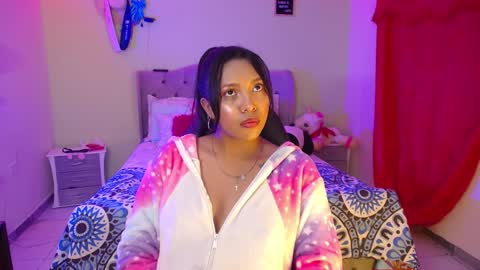 EMILY online show from 01-07-25, 03:57