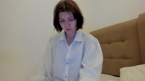 Snapshot of warm_june chatting on 01-29-25, 09:28 June online show from 01-29-25, 09:28