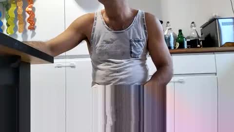 waterpolo66 online show from 12-21-25, 01:40