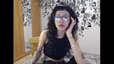 Mina online show from 09-09-25, 07:13