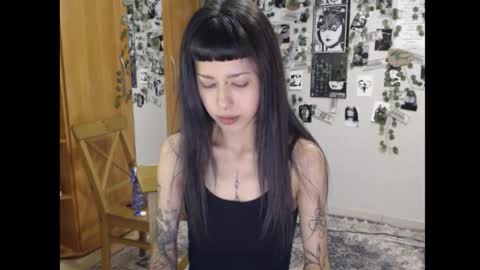 Mina online show from 09-30-25, 01:43