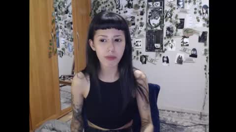 Mina online show from 10-10-25, 08:19