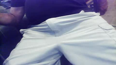 Snapshot of wayne1311 chatting on 09-13-25, 09:03 wayne1311 online show from 09-13-25, 09:03