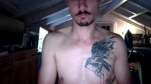 Snapshot of wayne86 chatting on 04-28-26, 11:21 wayne86 online show from 04-28-26, 11:21