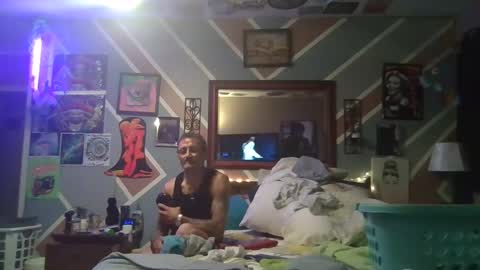 Snapshot of we_r_freaks chatting on 02-21-26, 09:32 we_r_freaks online show from 02-21-26, 09:32