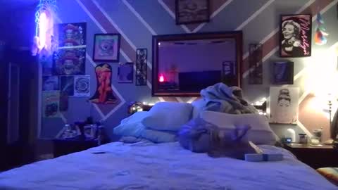 Snapshot of we_r_freaks chatting on 02-28-26, 08:04 we_r_freaks online show from 02-28-26, 08:04