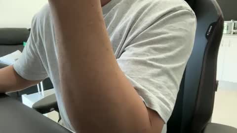 Weapon X online show from 11-05-25, 03:50