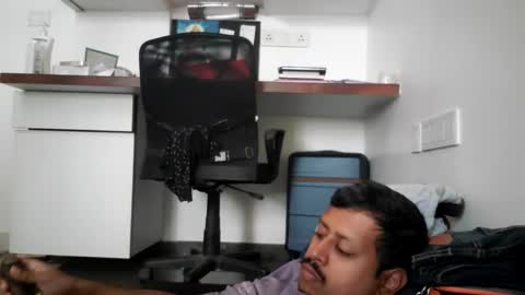 Snapshot of wearcondom chatting on 02-18-26, 05:58 sexyguy online show from 02-18-26, 05:58