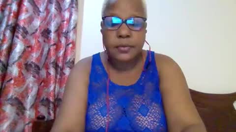 weaverbird25 online show from 03-28-26, 08:41