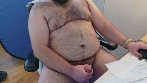 webarebuttbears online show from 06-21-26, 09:39