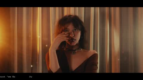 Coraline online show from 04-10-26, 04:44