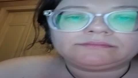 Snapshot of webgirl2 chatting on 07-06-26, 08:33 Marina online show from 07-06-26, 08:33