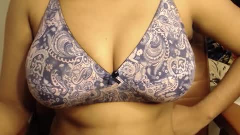 mina online show from 02-27-26, 05:07