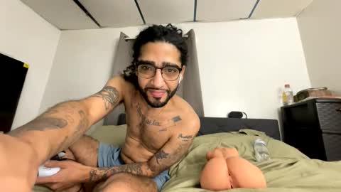 ShootingWebs online show from 10-24-25, 08:11