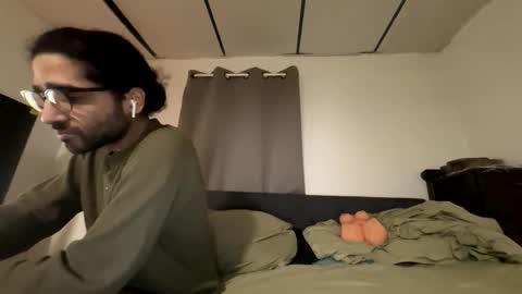 ShootingWebs online show from 12-03-25, 05:59