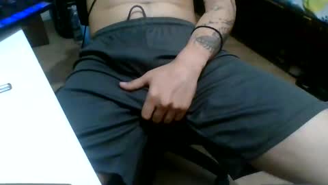 Snapshot of weed207 chatting on 03-07-25, 02:12 weed207 online show from 03-07-25, 02:12