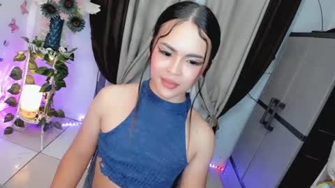 Hi Im LOVIE Please dont forget to follow and thumbs up me online show from 05-25-26, 05:08