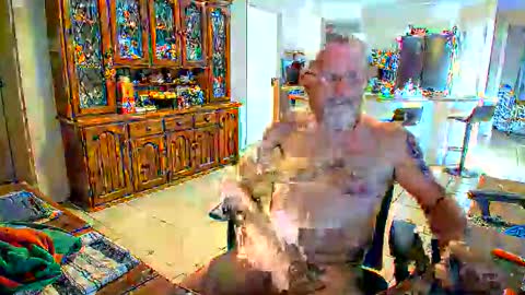 Wellhelloo online show from 06-11-26, 06:22