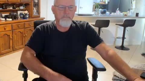 Wellhelloo online show from 07-20-26, 07:00