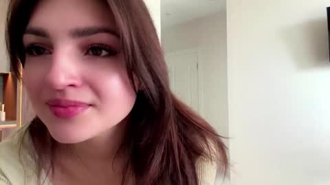 Snapshot of wendiepaoletti chatting on 03-21-26, 08:41 Kiki online show from 03-21-26, 08:41