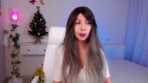 Snapshot of wendifoster chatting on 01-09-25, 07:18 Wendi Foster online show from 01-09-25, 07:18