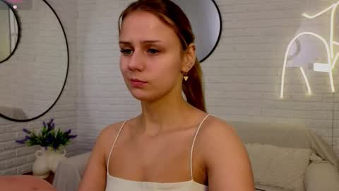 Snapshot of wendy__doll chatting on 02-27-26, 09:26 Im Wendy online show from 02-27-26, 09:26