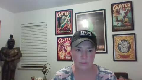 WendyCU online show from 01-02-25, 04:09