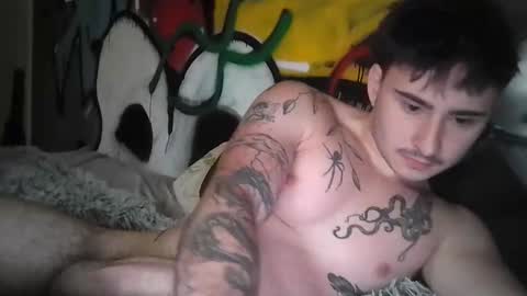 Snapshot of wes1234623335 chatting on 10-24-25, 07:43 wes1234623335 online show from 10-24-25, 07:43