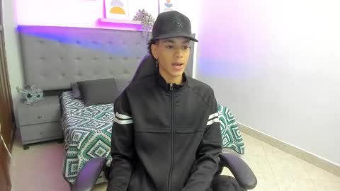 WES online show from 01-11-26, 03:17